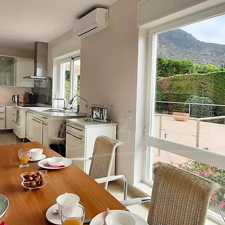 Alquiler De Espaciosa Casa En Privilegiada Zona Residencial Cercana A Roses Y Empuriabrava - Es-366-9 *