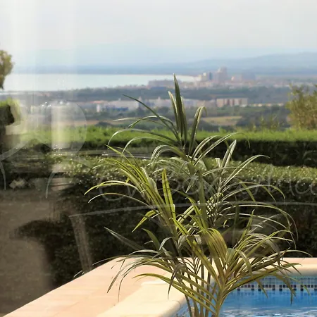 Alquiler De Espaciosa Casa En Privilegiada Zona Residencial Cercana A Roses Y Empuriabrava - Es-366-9 Palau Saverdera
