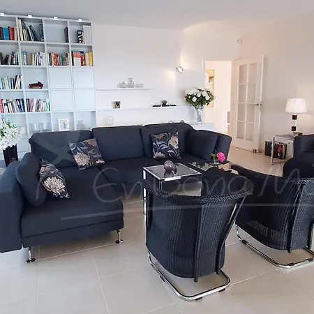 Holiday home Alquiler De Espaciosa Casa En Privilegiada Zona Residencial Cercana A Roses Y Empuriabrava - Es-366-9 *