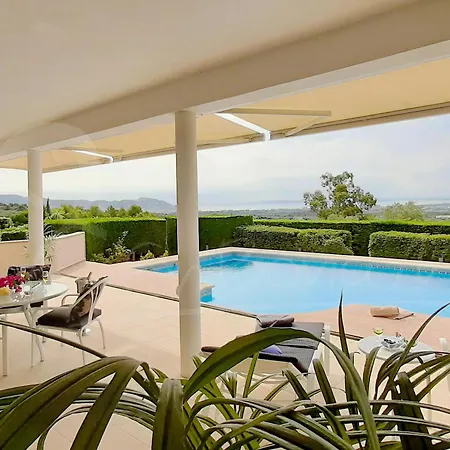 Alquiler De Espaciosa Casa En Privilegiada Zona Residencial Cercana A Roses Y Empuriabrava - Es-366-9 *